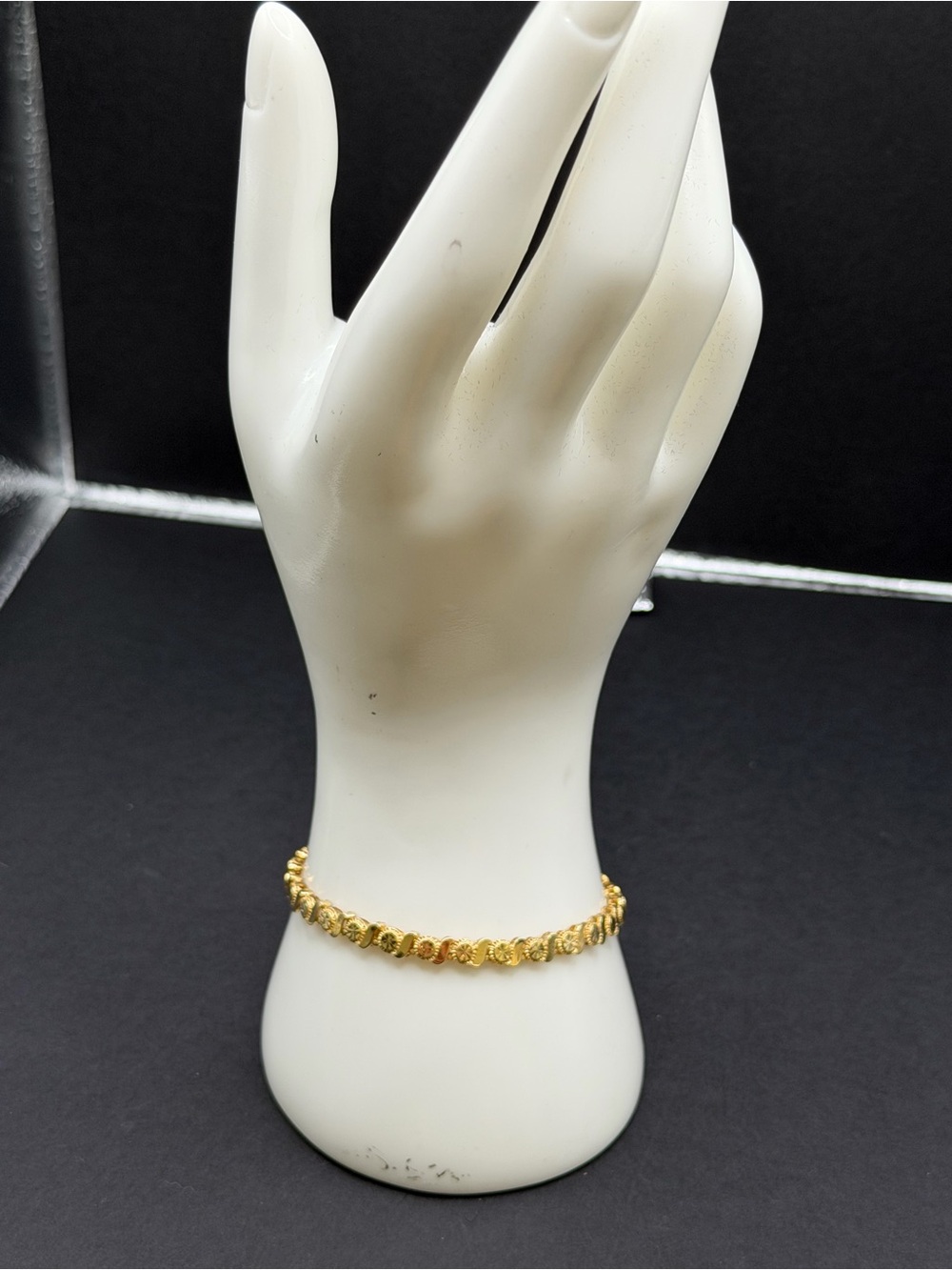 Beverly Hills Gold 14K Gold Tennis Bracelet - Gold